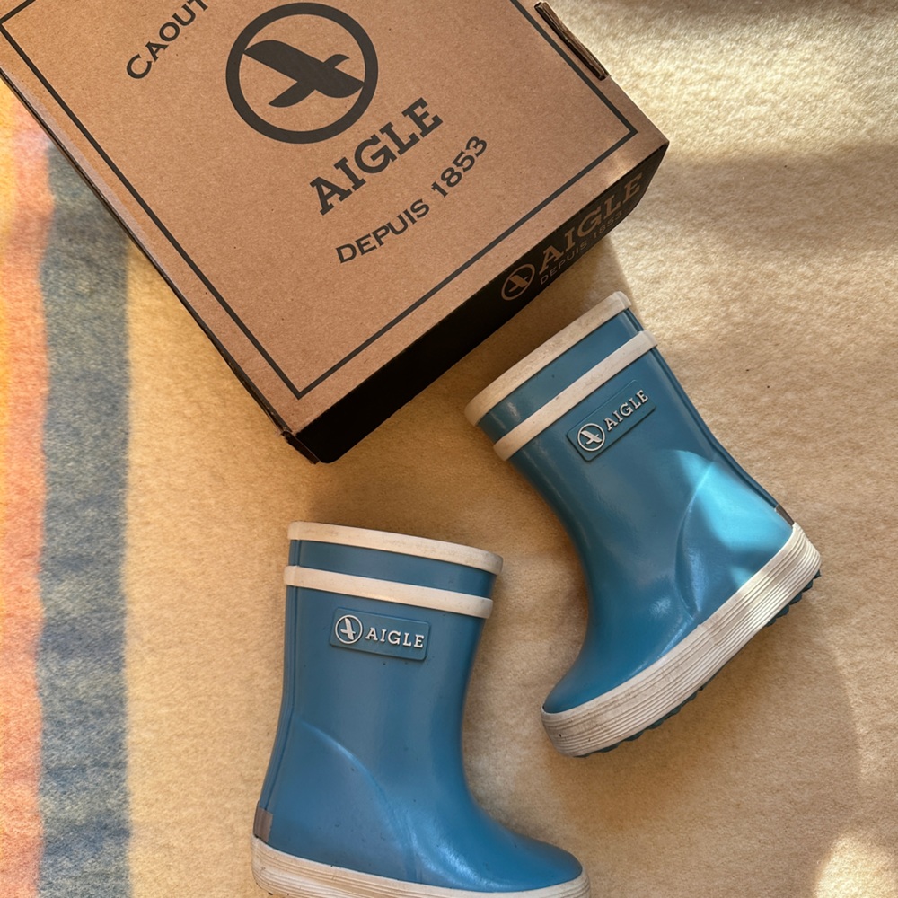 Aigle rain boots size 19 - sky blue